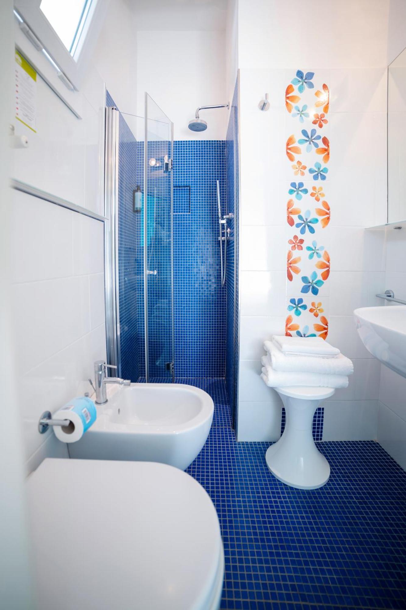 Hotel Casablanca Римини Екстериор снимка
