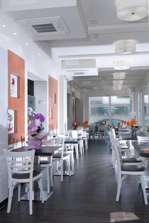 Hotel Casablanca Римини Екстериор снимка